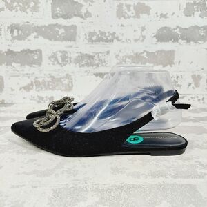 New BCBGeneration Black Pointed-Toe Sleek Silhoutte  Embellished Bow Sandals A99